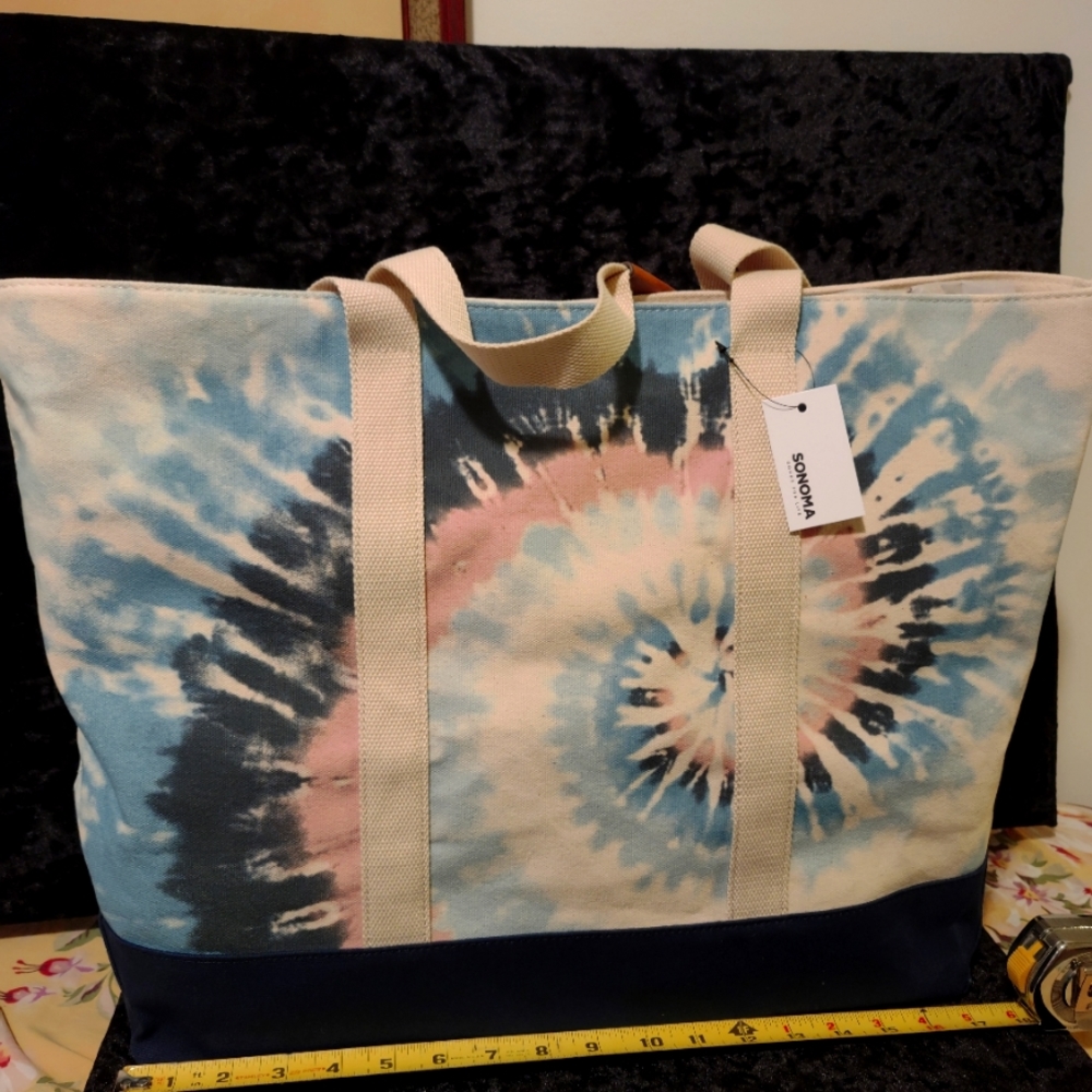 NWT tote